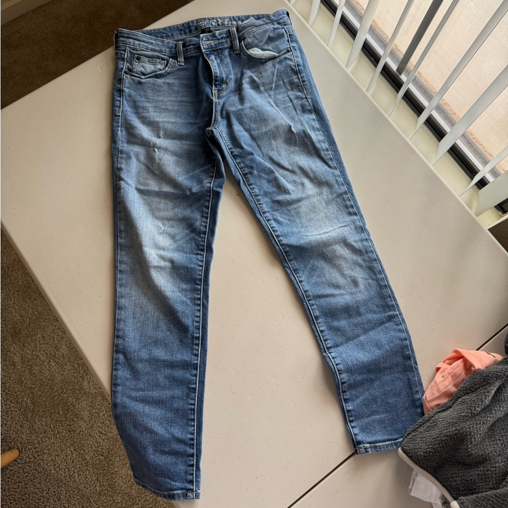 Women’s Gap Girlfriend Blue Jeans